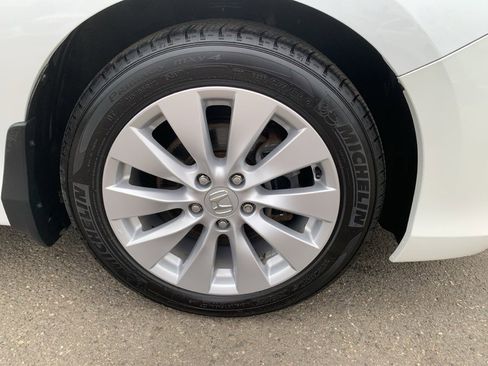 Used 2014 Honda Accord Touring image 24