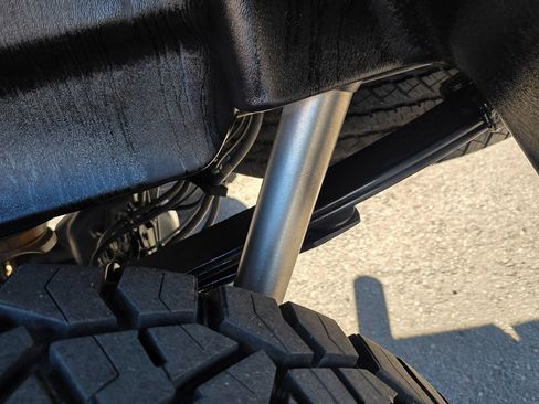 Used 2018 Ford F150 Lariat w/ Equipment Group 502A Luxury image 17