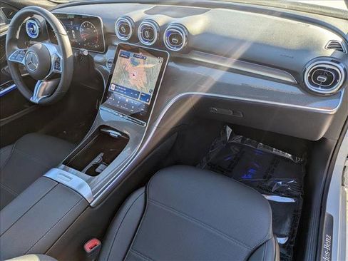 Used 2025 Mercedes-Benz C 300 Sedan image 23