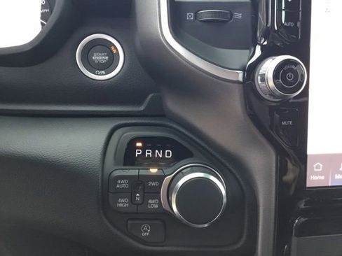 New 2026 RAM 1500 Big Horn AWD/4WD image 30