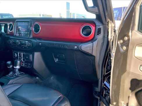 Used 2023 Jeep Wrangler Unlimited Rubicon image 19