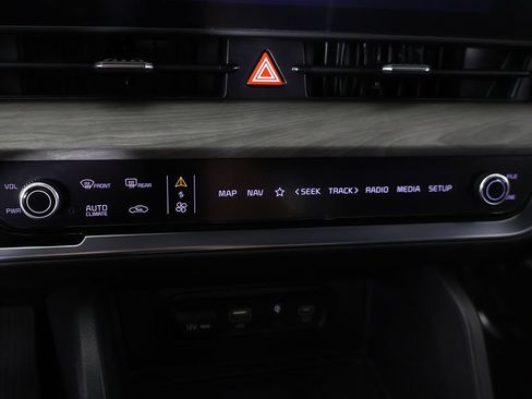 Used 2024 Kia Sportage X-Line AWD/4WD image 46