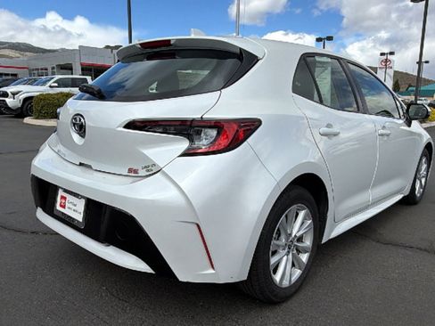 Certified 2023 Toyota Corolla SE FWD image 3