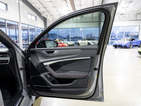 Used 2025 Audi RS 6 performance w/ Black Optic Package image 15