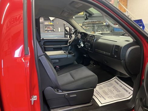 Used 2012 Chevrolet Silverado 3500 LT w/ Snow Plow Prep Package image 6