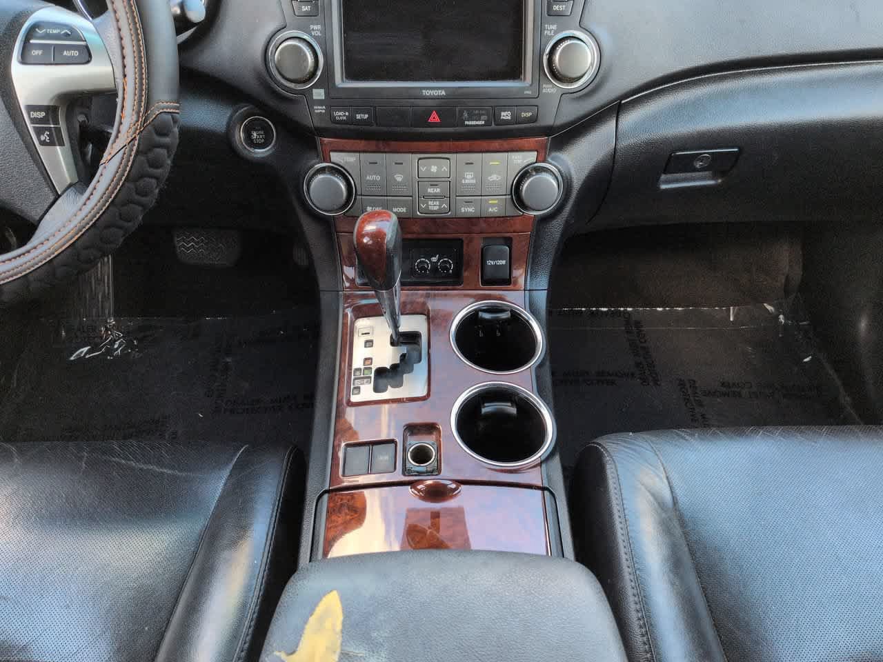 Used 2011 Toyota Highlander Limited w/ Tow Pkg FWD image 18
