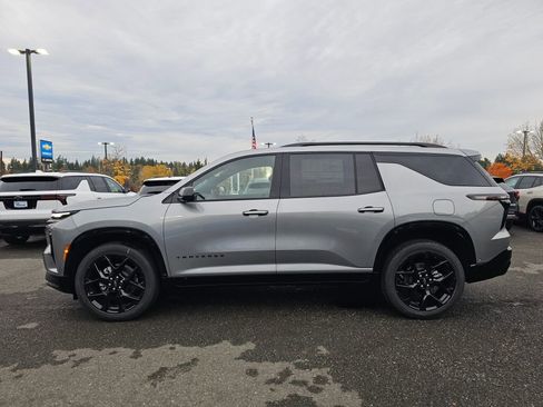 New 2026 Chevrolet Traverse RS w/ LPO, Floor Liner Package image 11