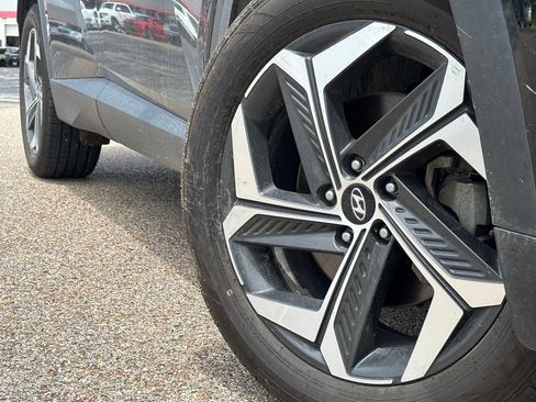 Used 2022 Hyundai Tucson Limited FWD image 2