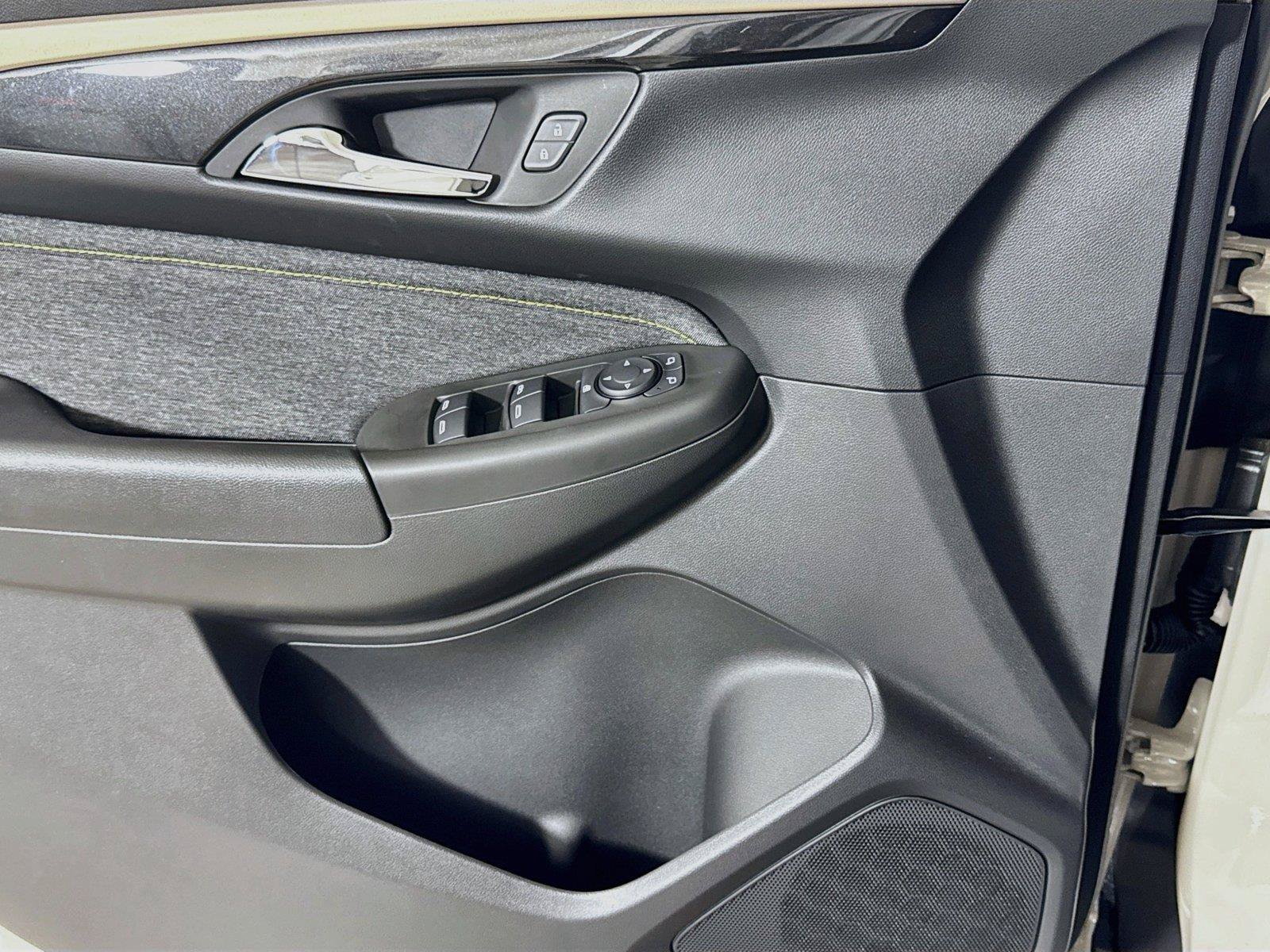 New 2026 Chevrolet TrailBlazer ACTIV w/ Driver Confidence Package FWD image 15