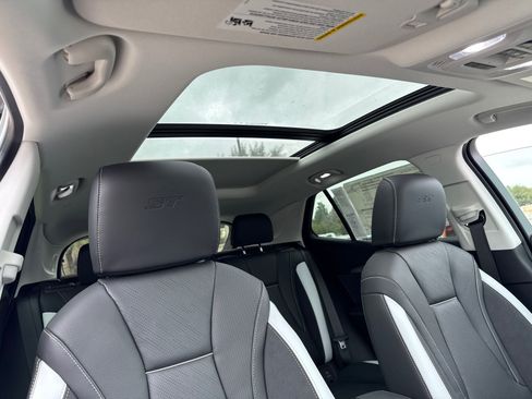 Used 2026 Buick Envision Sport Touring AWD/4WD image 17