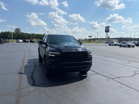 Used 2024 RAM 1500 Limited AWD/4WD image 7