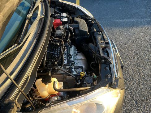 Used 2014 Chevrolet Spark LT image 40