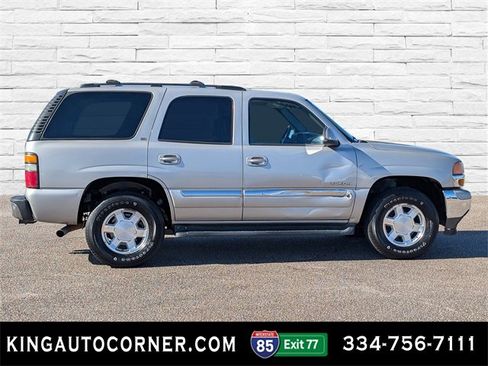 Used 2006 GMC Yukon SLT w/ SLT Preferred Equipment Group image 3