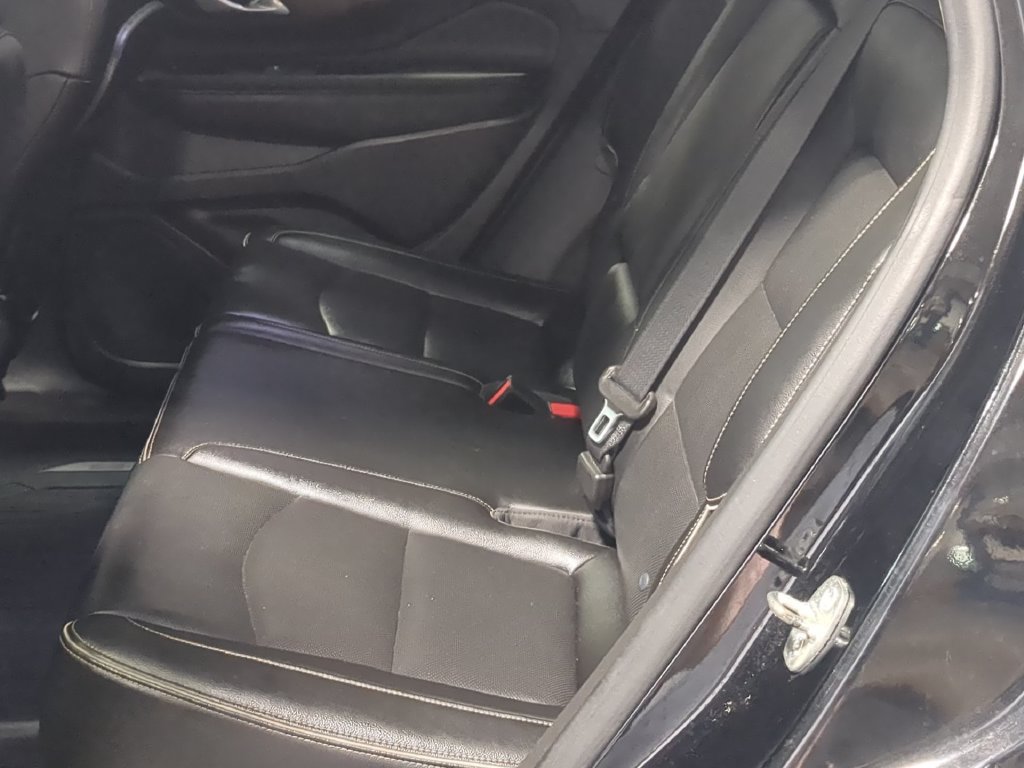 Used 2019 GMC Terrain Denali w/ Advanced Safety Package AWD/4WD image 18