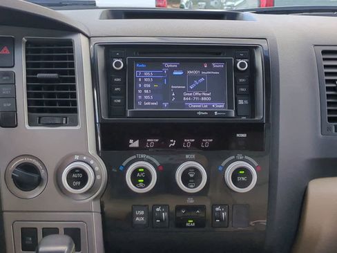 Used 2014 Toyota Sequoia SR5 w/ Premium Package AWD/4WD image 18