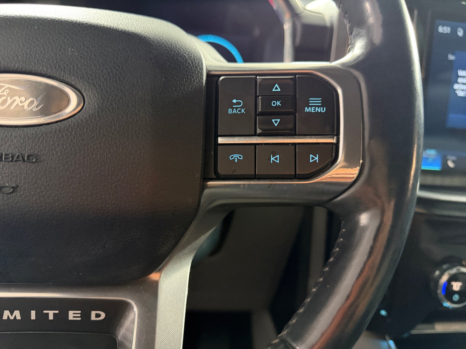 Used 2021 Ford F150 Limited AWD/4WD image 13