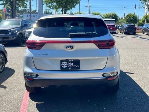Used 2020 Kia Sportage LX AWD/4WD image 8