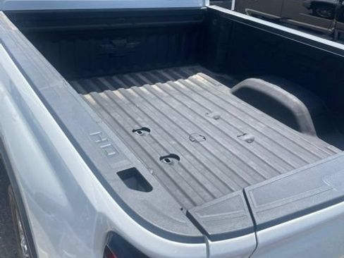 Used 2024 Chevrolet Silverado 2500 LTZ w/ LTZ Premium Package AWD/4WD image 5