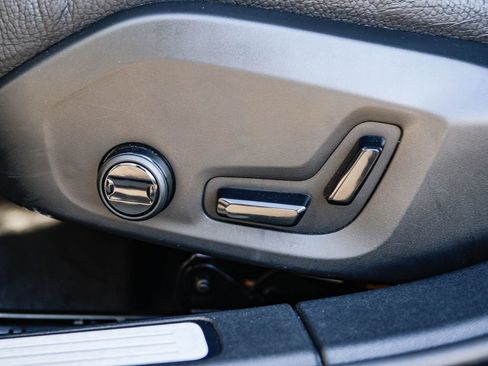 Used 2025 Volvo V60 B5 Cross Country Plus image 23