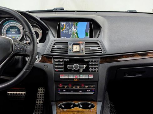 Used 2014 Mercedes-Benz E 350 4MATIC Coupe image 24