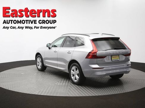 Used 2022 Volvo XC60 B5 Momentum AWD/4WD image 38