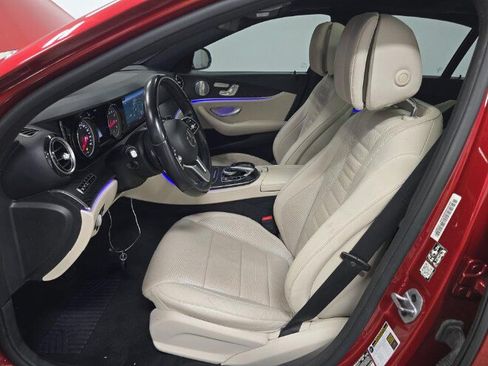 Used 2019 Mercedes-Benz E 300 image 7