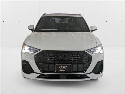 New 2025 Audi Q3 2.0T Premium image 5