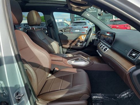 Used 2022 Mercedes-Benz GLS 450 4MATIC image 17