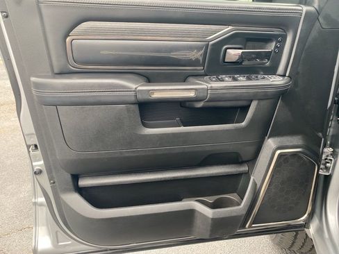 Used 2023 RAM 2500 Limited w/ Night Edition image 9