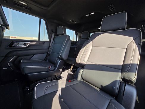 New 2026 GMC Yukon Elevation w/ Elevation Premium Package AWD/4WD image 24