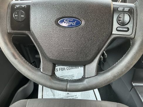 Used 2010 Ford Explorer XLT AWD/4WD image 17