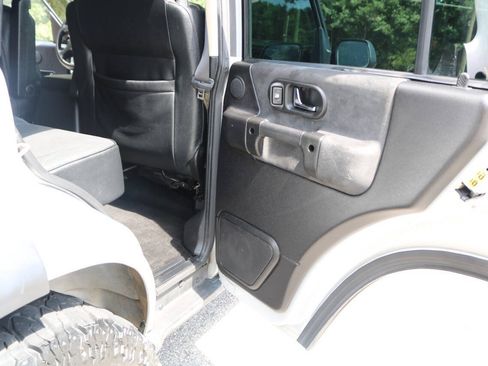 Used 2004 Land Rover Discovery HSE AWD/4WD image 30
