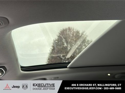 Used 2023 Jeep Grand Cherokee 4xe image 12