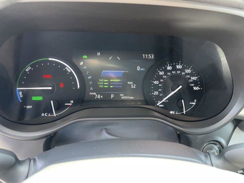 Used 2025 Toyota Sienna XLE FWD image 15
