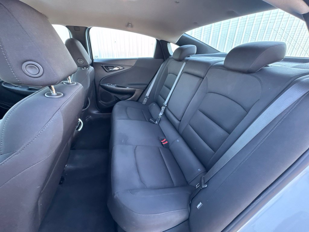 Used 2024 Chevrolet Malibu LT FWD image 32