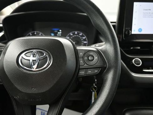 Used 2025 Toyota Corolla LE image 15