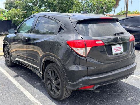 Used 2021 Honda HR-V Sport image 4
