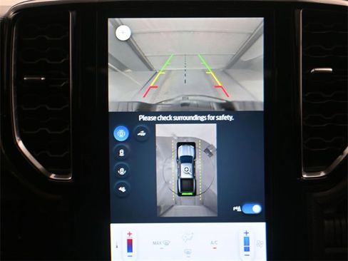 Used 2024 Ford Ranger XLT image 16