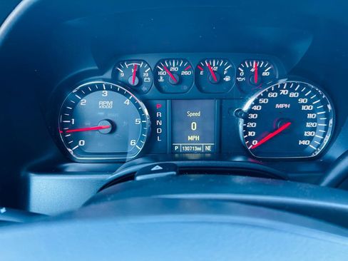 Used 2018 Chevrolet Silverado 1500 Custom w/ Custom Convenience Package image 18