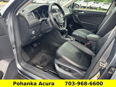 Used 2019 Volkswagen Tiguan SE AWD/4WD image 25