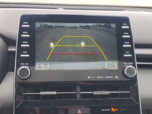 Used 2019 Toyota Avalon FWD image 23