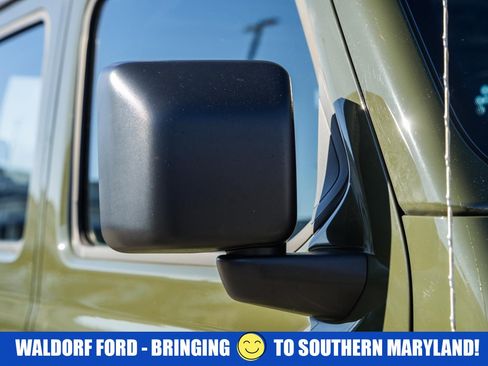 Used 2023 Jeep Gladiator Sport image 14