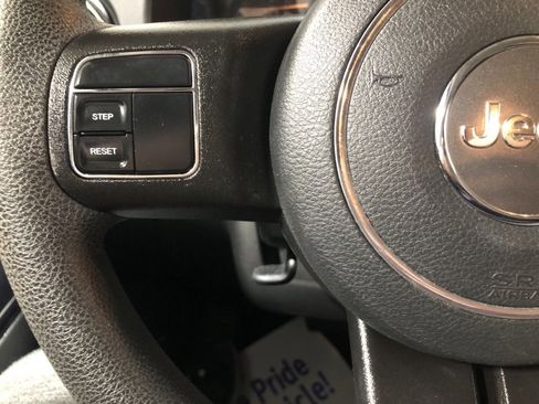 Used 2015 Jeep Patriot Sport w/ Power Value Group image 21