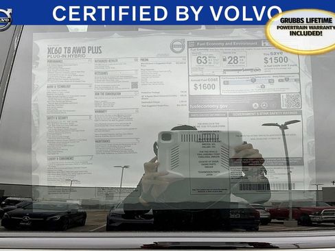 Used 2025 Volvo XC60 T8 Plus w/ Protection Package Premier image 26