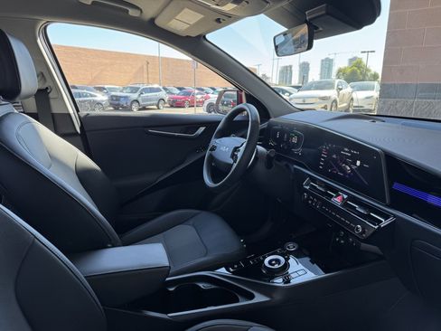Used 2024 Kia Niro EX w/ EX Cold Weather Package image 42