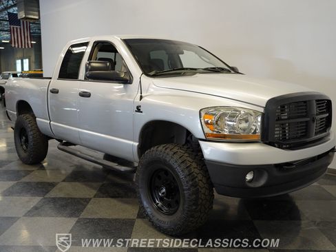 Used 2006 Dodge Ram 2500 Truck SLT w/ Quad Cab Big Horn Value Group AWD/4WD image 17