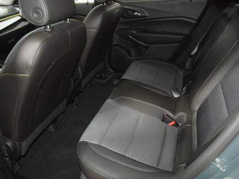 Used 2025 Chevrolet Trax LT w/ Driver Confidence Package FWD image 38