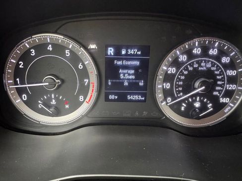 Used 2022 Hyundai Venue SEL FWD image 22