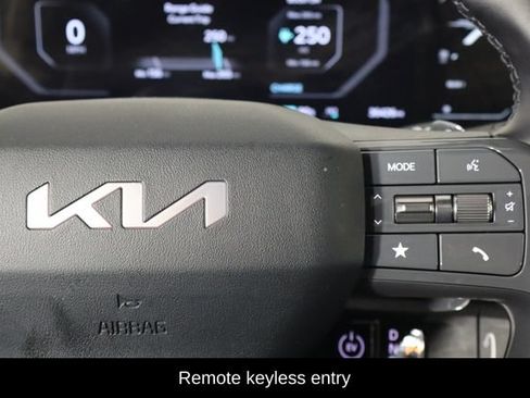 Used 2024 Kia EV9 GT-Line AWD/4WD image 10