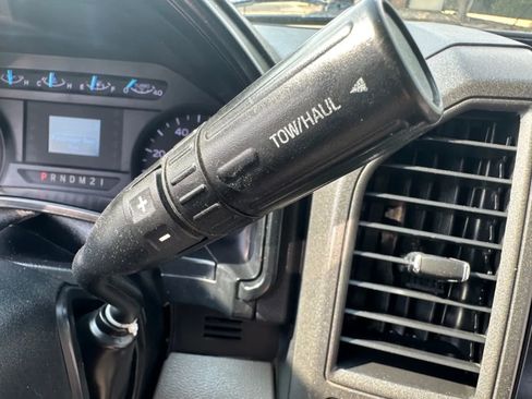 Used 2019 Ford F250 XL w/ Power Equipment Group image 9